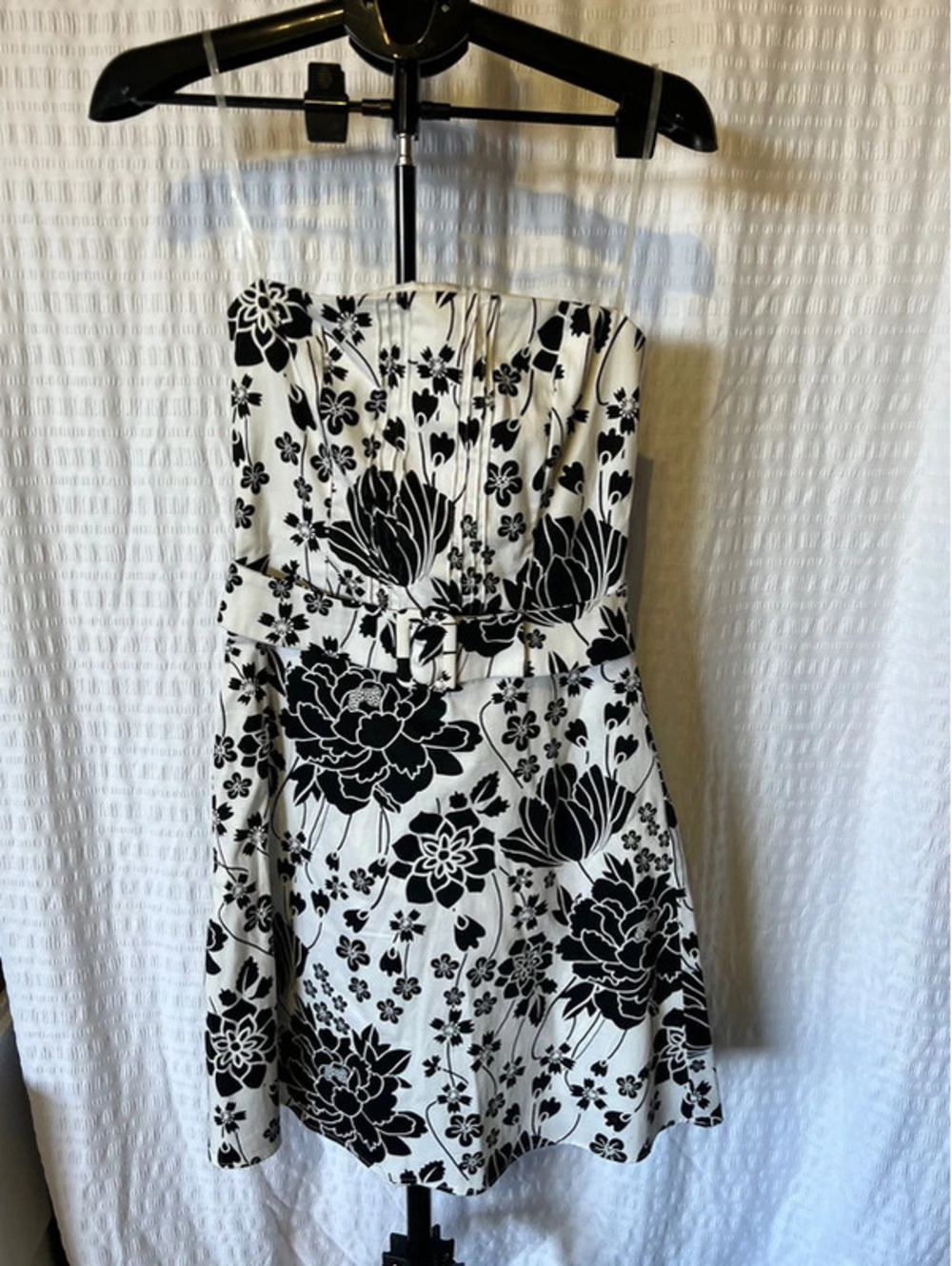 B Smart Sz 8 Strapless Dress
